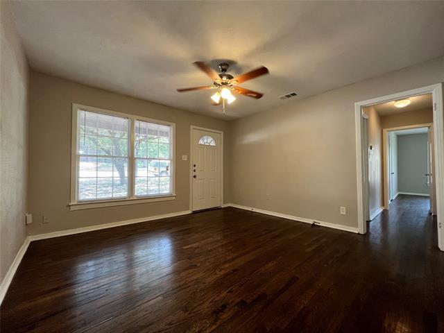 Foto del edificio - 2600 Stark St