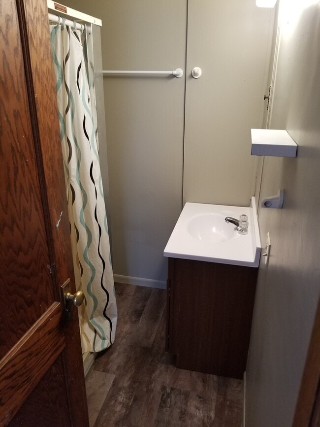 Foto del edificio - 405 12th St NW