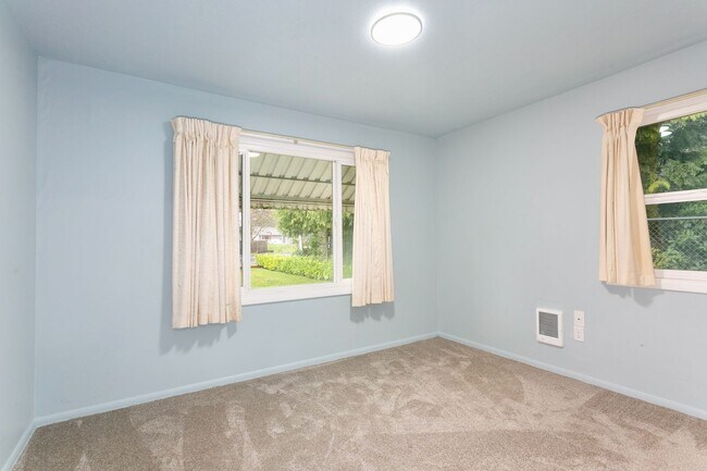 Foto del edificio - AVAILABLE FOR RENT – Beautiful 4BD / 3BA Home in Tacoma!