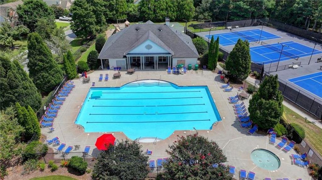 Building Photo - 790 Potters Bar Ln