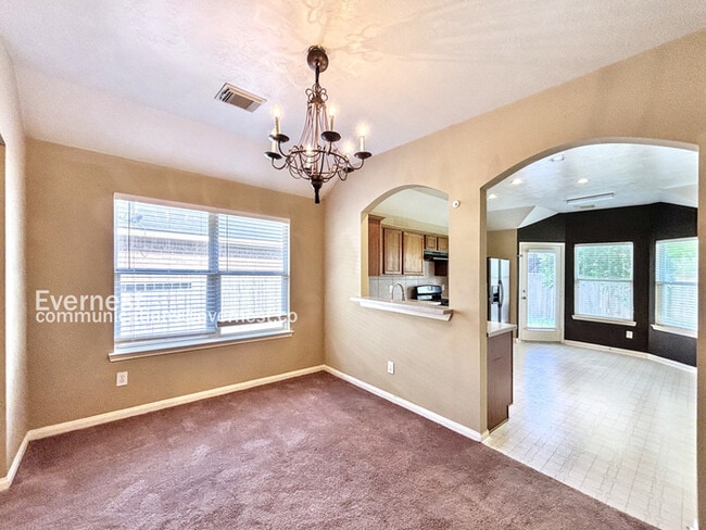 Foto del edificio - 19010 Field Cottage Ln