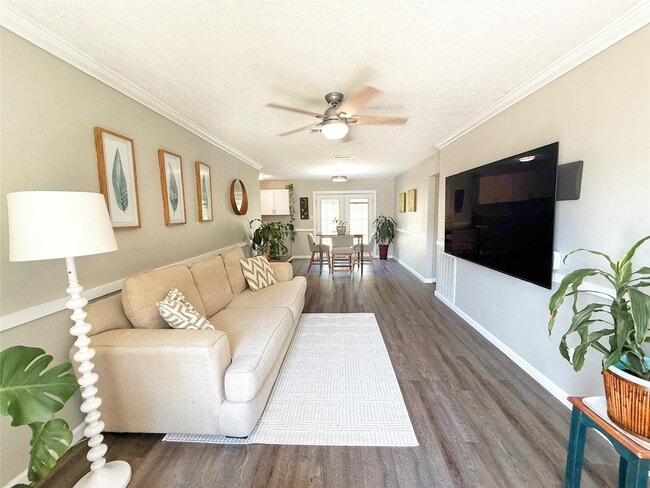 Foto del edificio - 307 Bellmar Ln