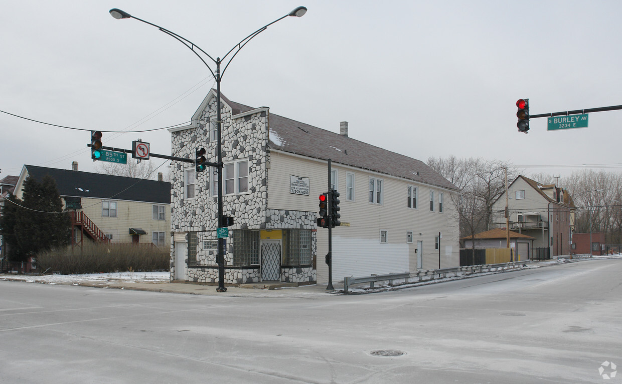 Primary Photo - 8500 S Burley Ave