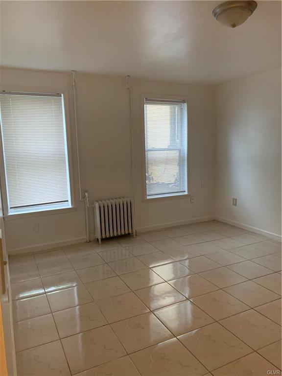 Foto del edificio - 355 Spring Garden St