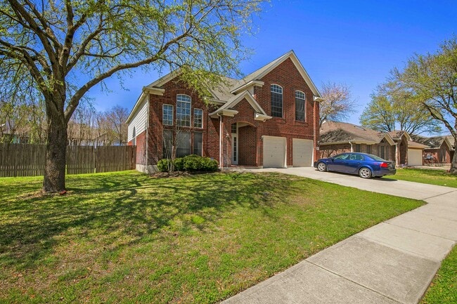 Building Photo - 910 Champions Point Dr