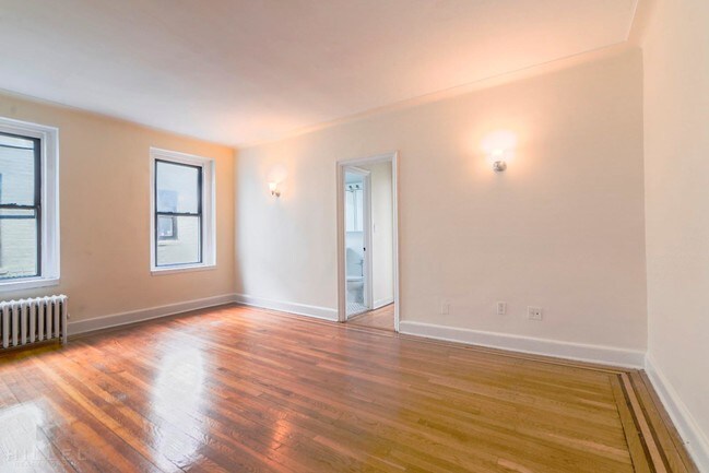 Building Photo - 4309 47th Ave