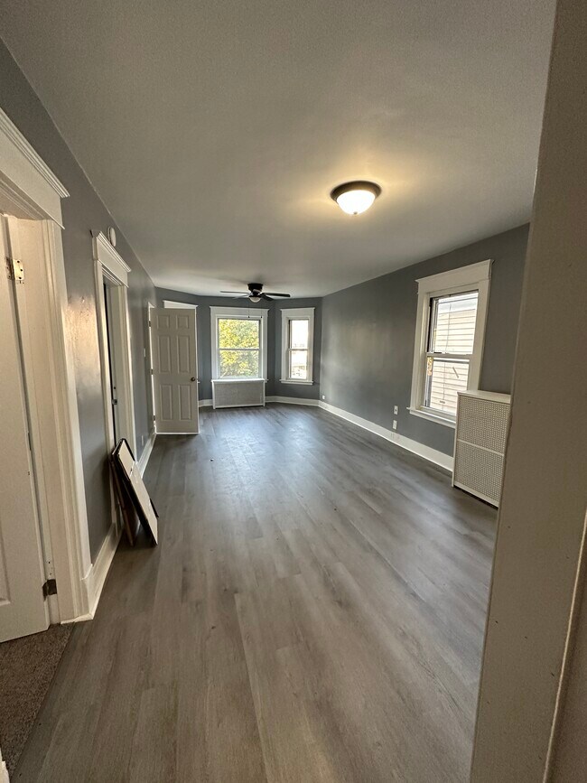 1812 Campbell Ave, Schenectady, NY 12306 Apartments in Schenectady