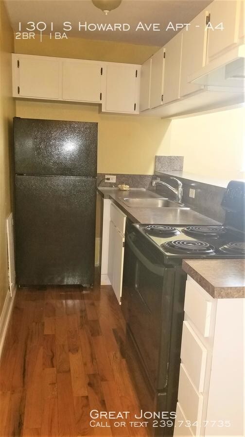 Building Photo - Charming  2/1 CONDO IN THE SOHO DISTRICT!!!