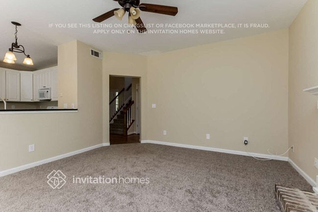 Foto del edificio - 7102 Big Woods Dr