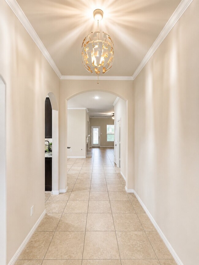 Building Photo - 7506 Amber Village Cir