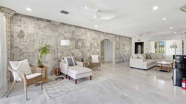 Foto del edificio - 1311 Pierce St