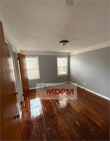 Foto del edificio - 14422 Rutherford St