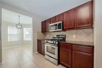 Building Photo - 5119 Ivy Fair Way