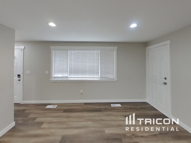Foto del edificio - 6218 S Fife St