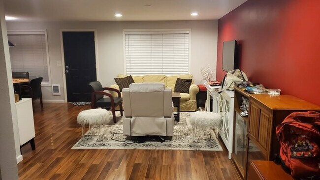 Sala de estar - 14603 SE 7th Way