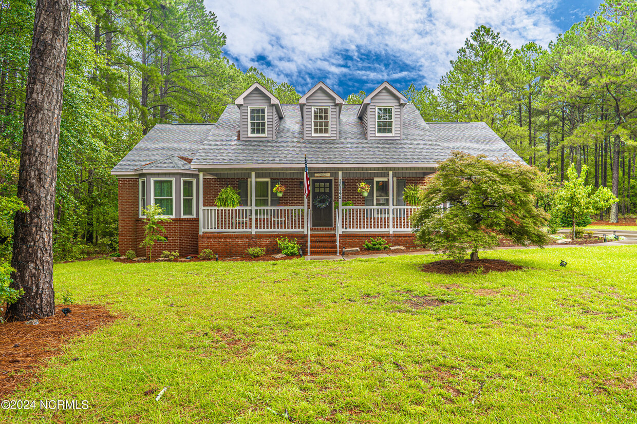 Primary Photo - 30341 E Lake Rd