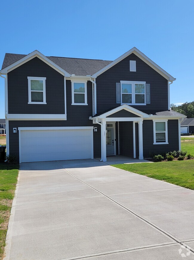Building Photo - 645 Thomas Gage Dr
