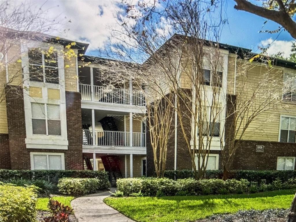 Foto principal - 10024 Strafford Oak Ct