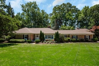Building Photo - 1609 Allerson Ln