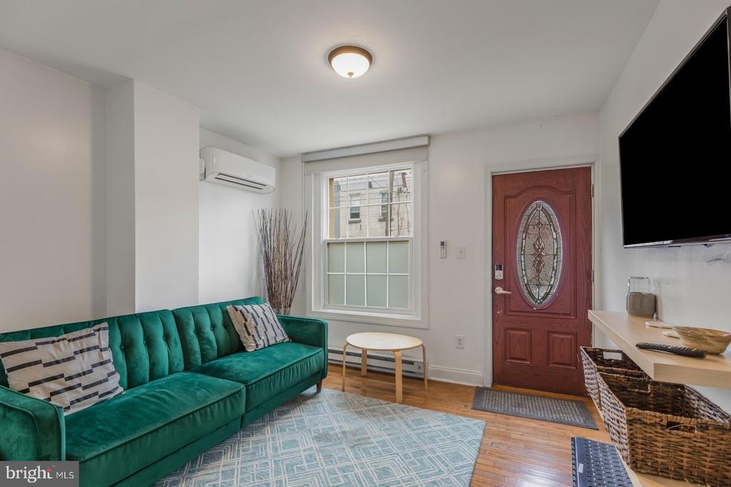 Foto principal - 2624 Jasper St