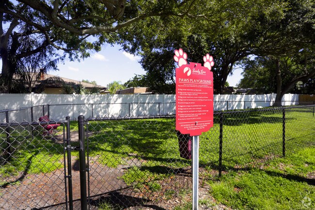 Parque para perros - Sandy Lane