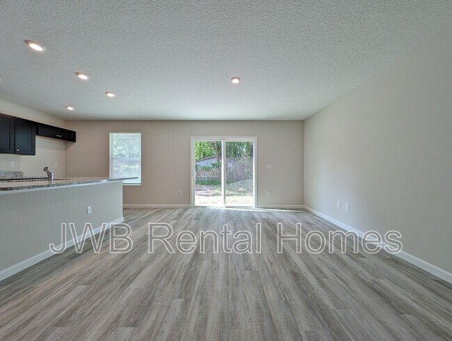 Building Photo - 6426 Armco St