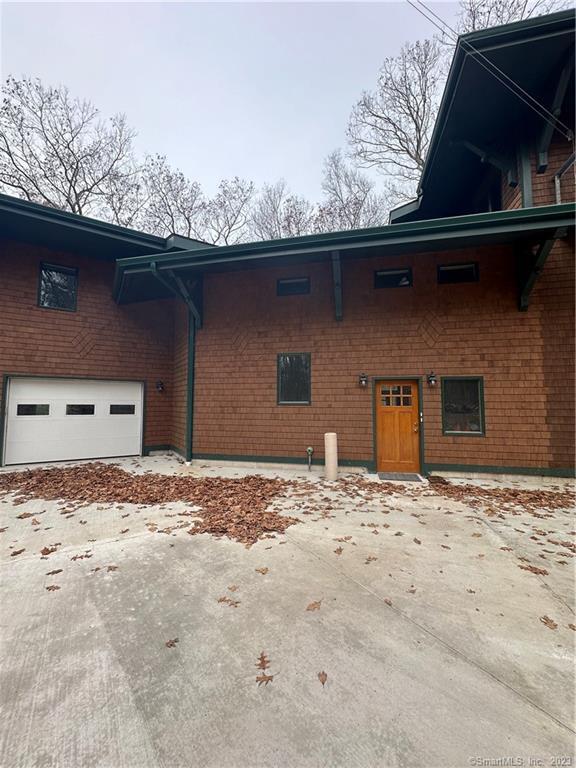 Building Photo - 83 Brookfield Rd