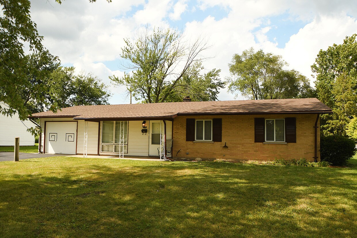 10146 W 151st St, Orland Park, IL 60462 House Rental in Orland Park