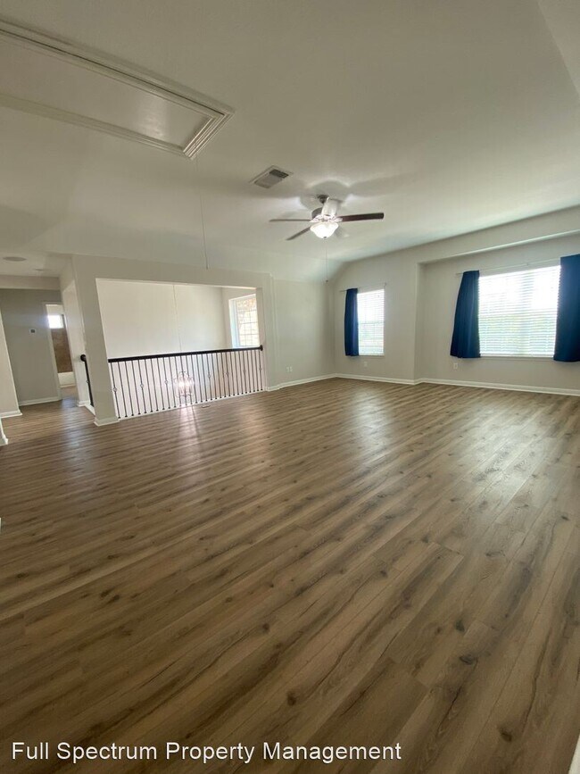 Building Photo - 5 br, 4 bath House - 12107 Upton Park