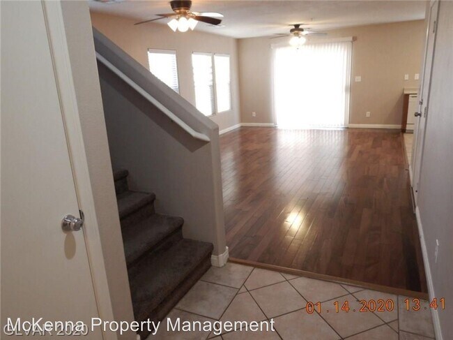 Building Photo - 1152 Paradise Garden Dr