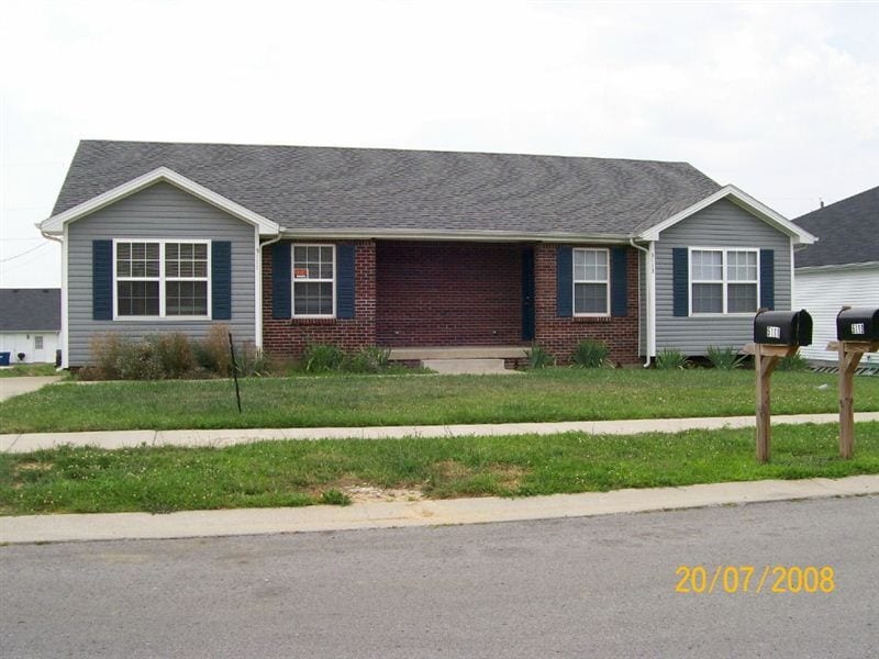 5113 Whirlaway Ln, Lawrenceburg, KY 40342 Townhome Rentals in