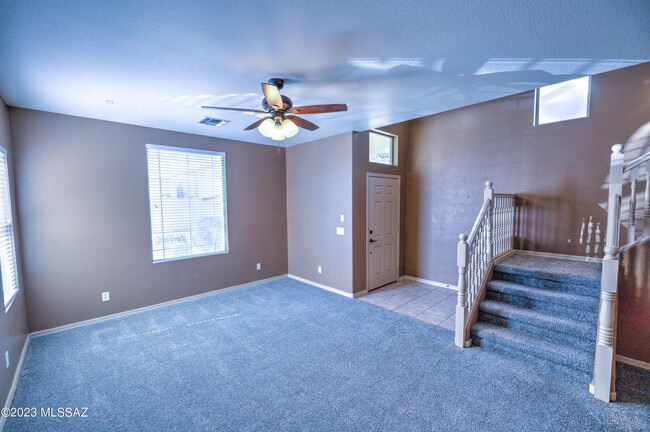 Building Photo - 14853 S Camino Tierra Del Rio