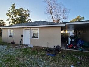 Building Photo - 1910 Ree St