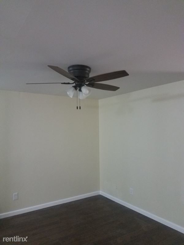 Primary Photo - 2 br, 1 bath Condo - 8000 Le Havre Place