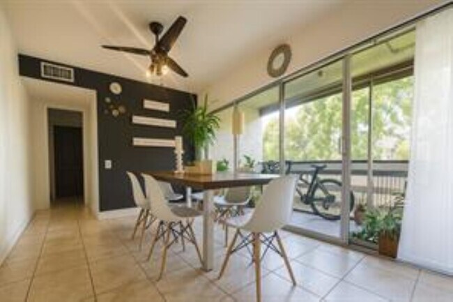 Foto del edificio - 5332 NE 6th Ave