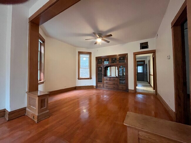 Foto del edificio - 2341 W Cortez St