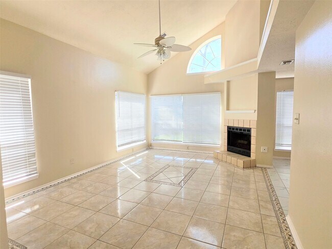 Foto del edificio - 13939 Plantation Valley Dr