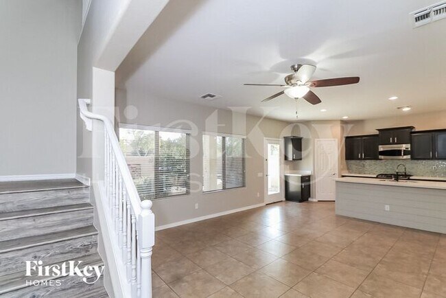 Building Photo - 4741 S Antonio