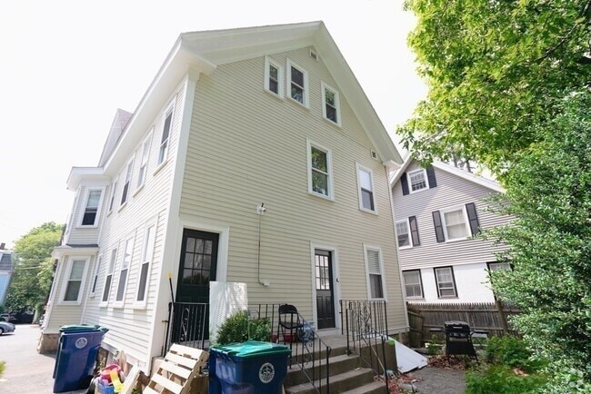 Building Photo - 315 Lafayette St