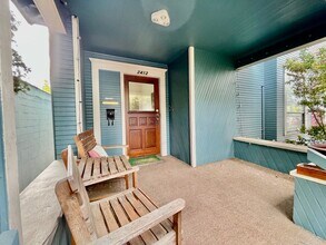 Building Photo - 2412 SE Belmont St