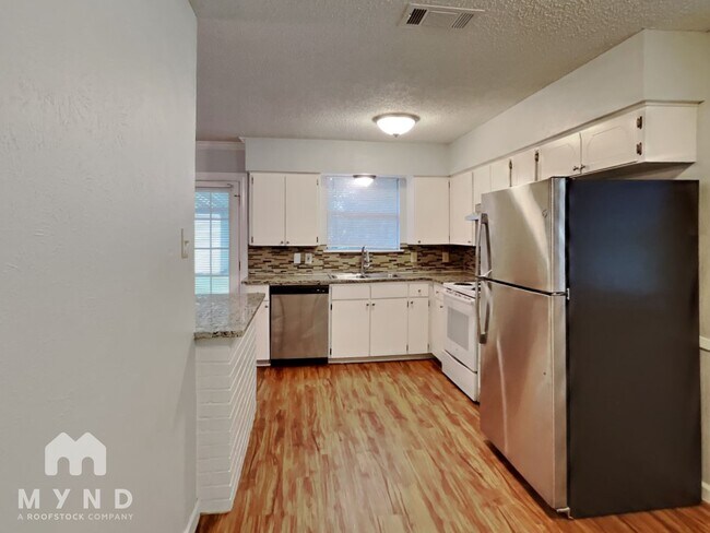 Building Photo - 7000 Shiloh Ct