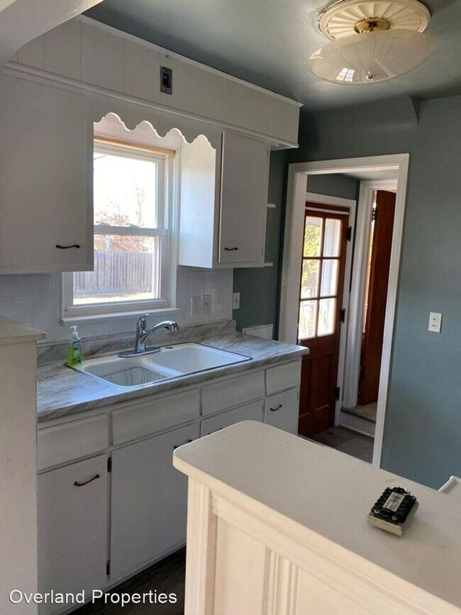 Building Photo - 3 br, 2 bath House - 4229 Wilmington  Road