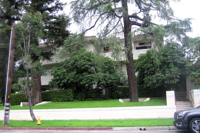 Building Photo - 245 S Holliston Ave