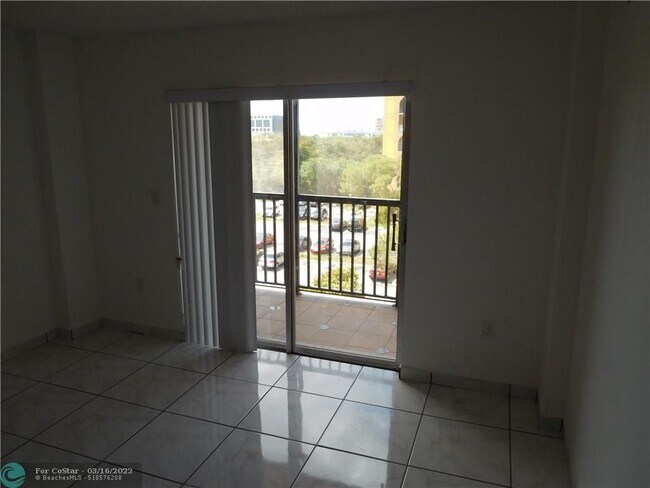 Foto del edificio - 4717 NW 7th St