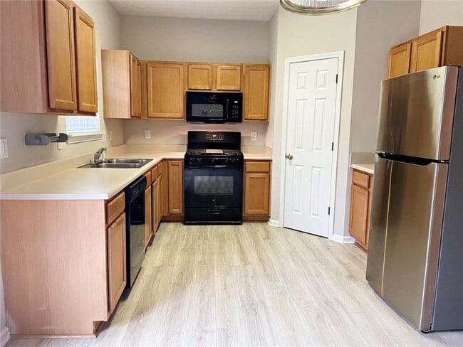 Foto del edificio - 3710 Verde Glen Ln