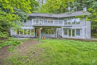 Building Photo - 26050 SE 18th Pl