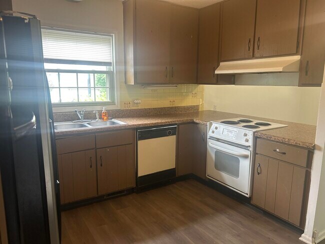 Foto del edificio - 420 Hillandale Ave
