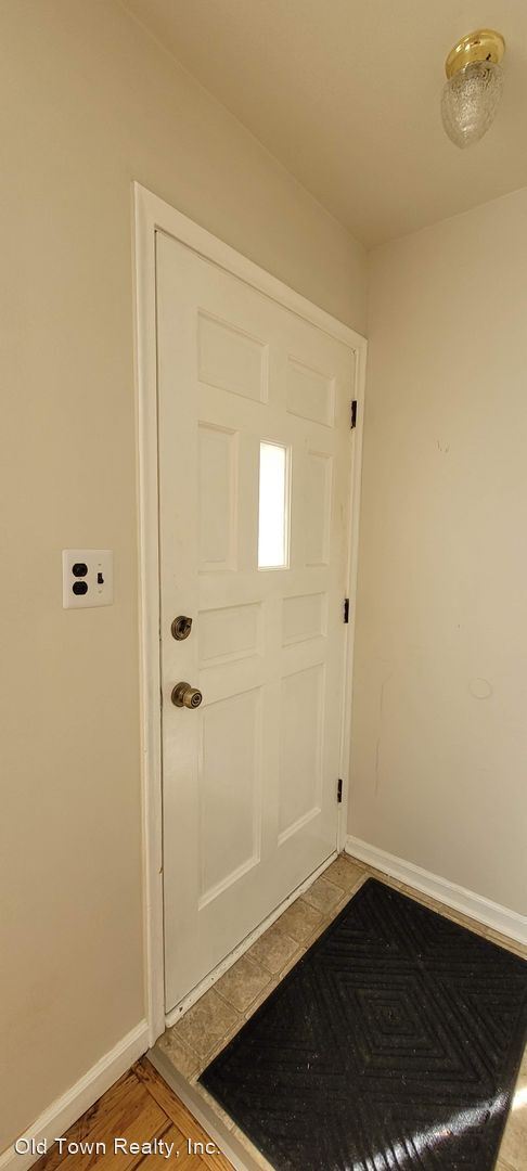 Foto del edificio - 3 br, 1 bath House - 1063 Lori