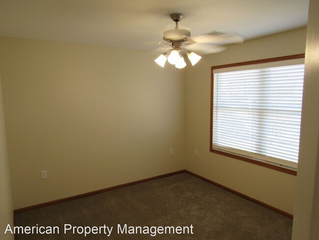 Building Photo - 3 br, 2 bath House - 2918 Brookville Dr