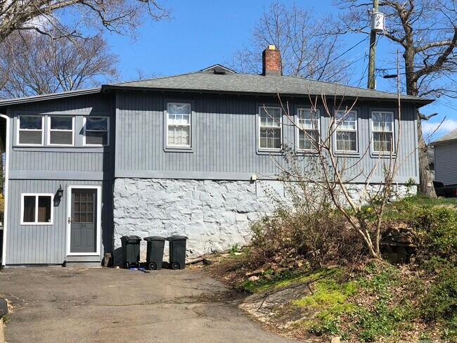 Building Photo - 39 Short Beach Rd